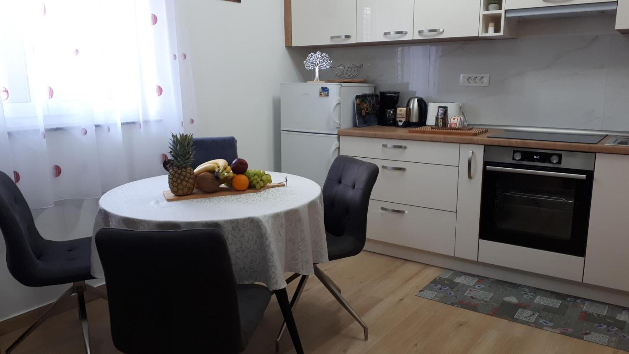 Apartment Marija Rijeka